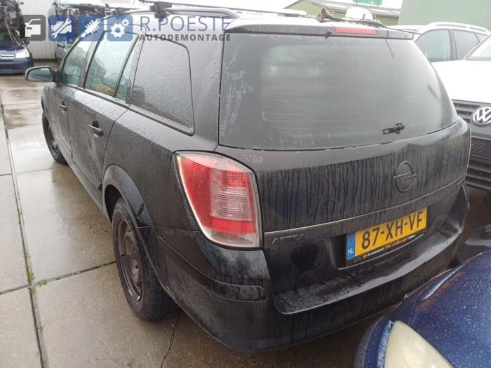 Opel Astra H SW 1.7 CDTi 16V Skrotfordon (2007, ZWART)