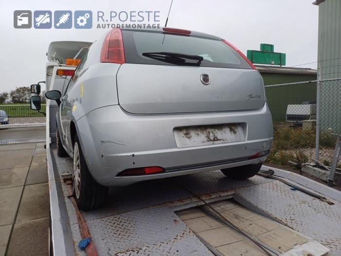 Fiat Grande Punto 1.4 Sloopvoertuig (2008, Grijs)