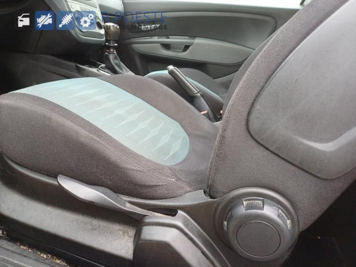 Fiat Grande Punto 1.4 Sloopvoertuig (2008, Grijs)