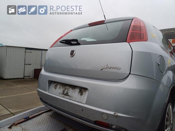 Fiat Grande Punto 1.4 Sloopvoertuig (2008, Grijs)