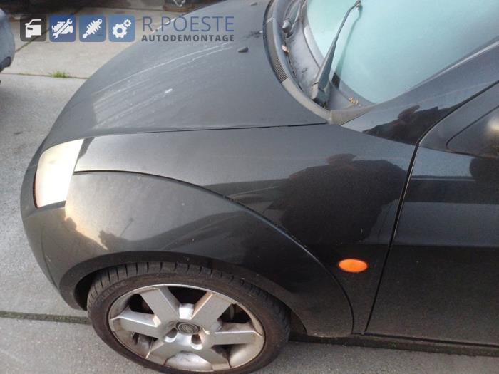 Ford StreetKa 1.6i Skrotfordon (2003, ZWART)