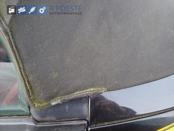 Ford StreetKa 1.6i Skrotfordon (2003, ZWART)