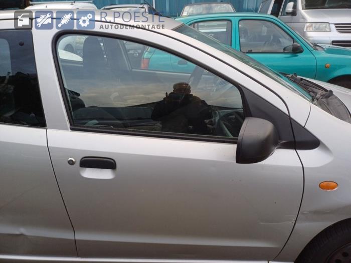 Suzuki Alto 1.0 12V Skrotfordon (2010, GRIJS)