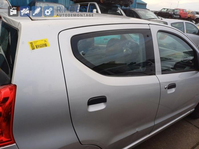 Suzuki Alto 1.0 12V Skrotfordon (2010, GRIJS)