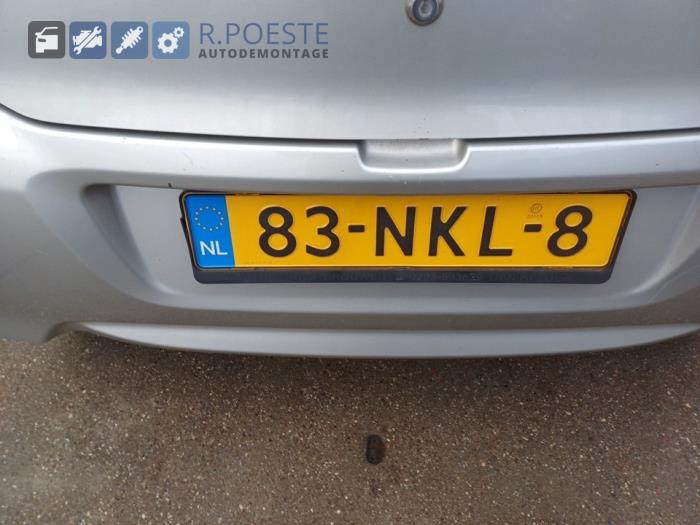 Suzuki Alto 1.0 12V Skrotfordon (2010, GRIJS)