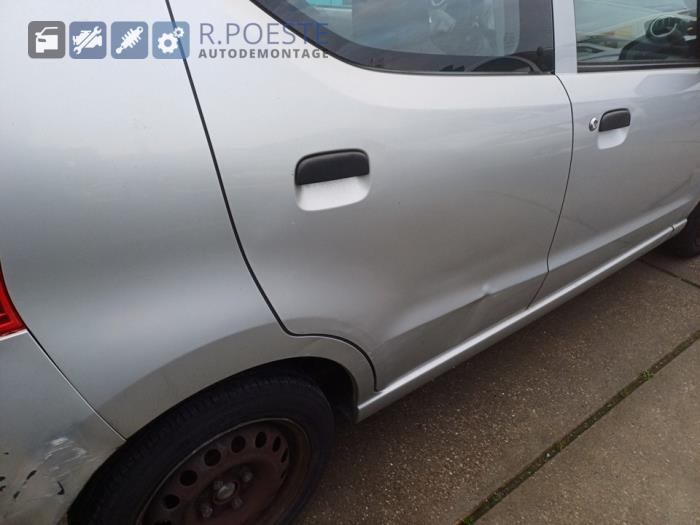 Suzuki Alto 1.0 12V Skrotfordon (2010, GRIJS)