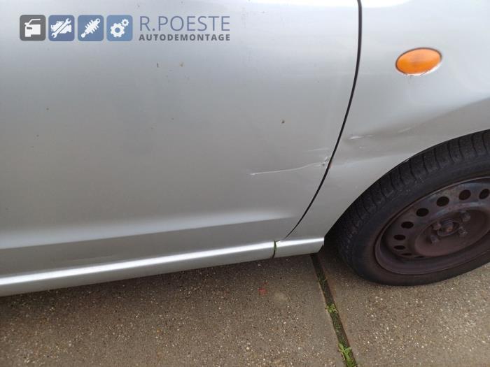 Suzuki Alto 1.0 12V Skrotfordon (2010, GRIJS)