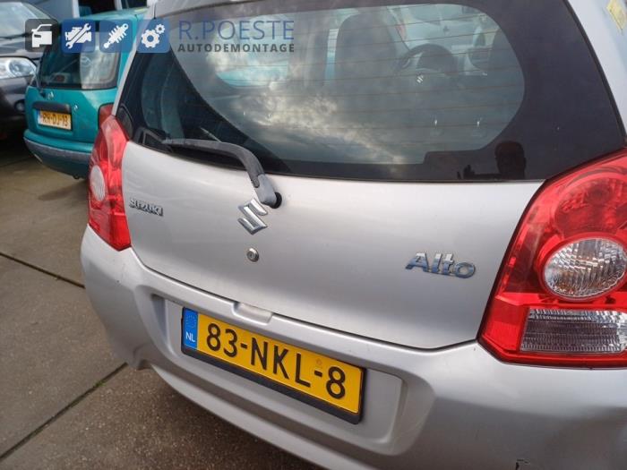 Suzuki Alto 1.0 12V Skrotfordon (2010, GRIJS)