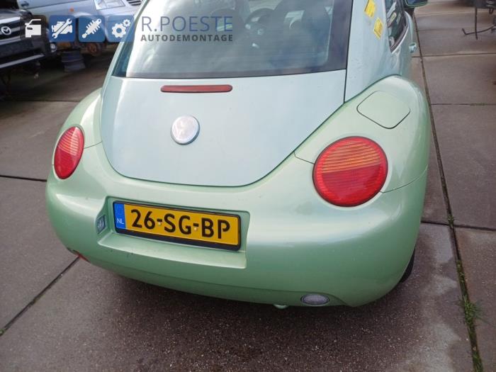 Volkswagen New Beetle 1.6 Skrotfordon (2001, GROEN)