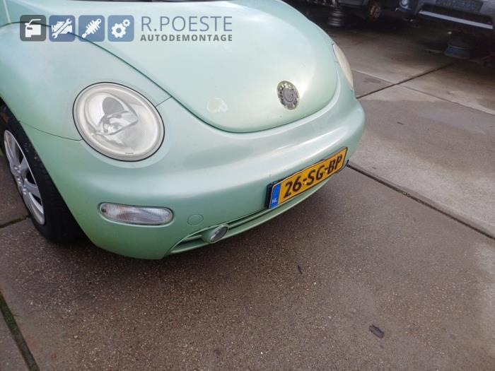 Volkswagen New Beetle 1.6 Skrotfordon (2001, GROEN)
