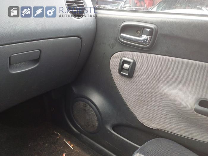 Daihatsu Cuore 1.0 12V DVVT Skrotfordon (2004, ROOD)