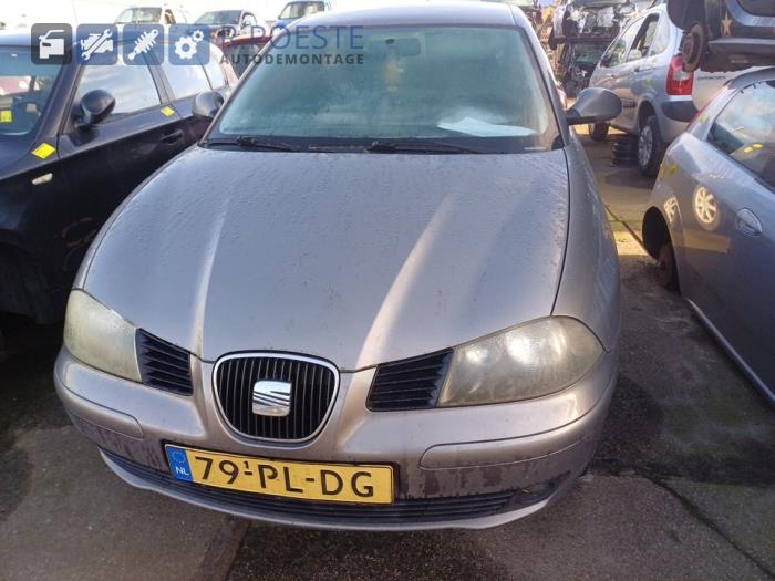 Seat Ibiza III 1.4 16V 75 Samochód złomowany (2004, Szary)