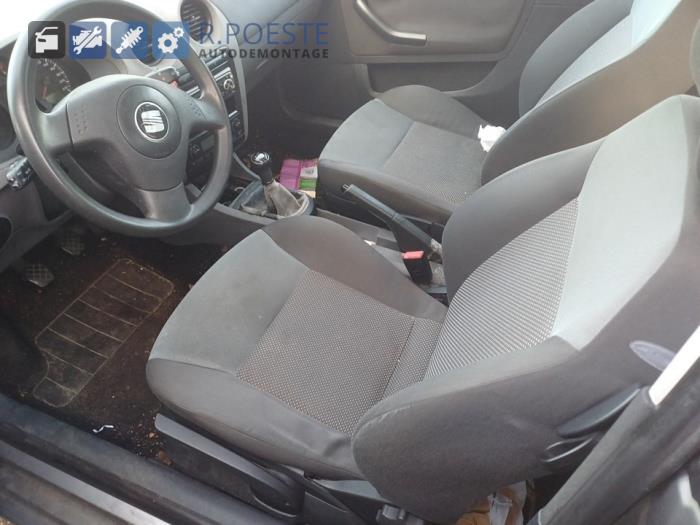 Seat Ibiza III 1.4 16V 75 Samochód złomowany (2004, Szary)