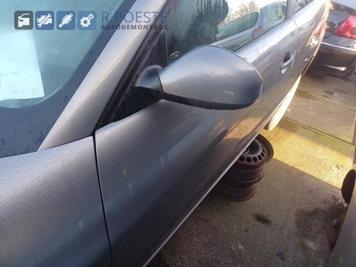 Seat Ibiza III 1.4 16V 75 Samochód złomowany (2004, Szary)