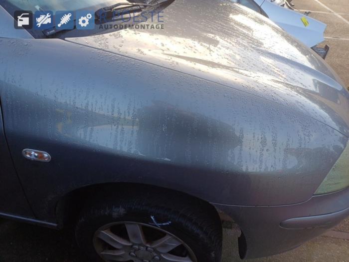 Seat Ibiza III 1.4 16V 75 Samochód złomowany (2004, Szary)