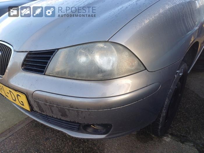 Seat Ibiza III 1.4 16V 75 Samochód złomowany (2004, Szary)