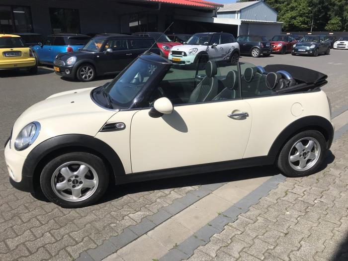 Mini Mini Open 1.6 16V One Begagnade (2010, DUNKEL WEIß PEPPER WHITE)