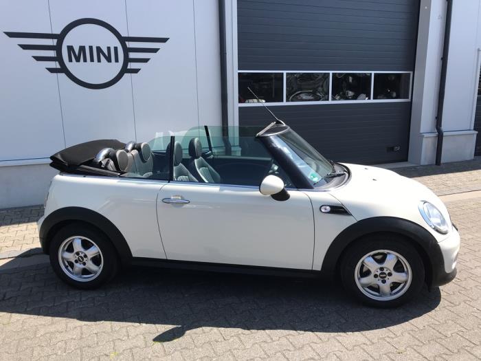 Mini Mini Open 1.6 16V One Begagnade (2010, DUNKEL WEIß PEPPER WHITE)