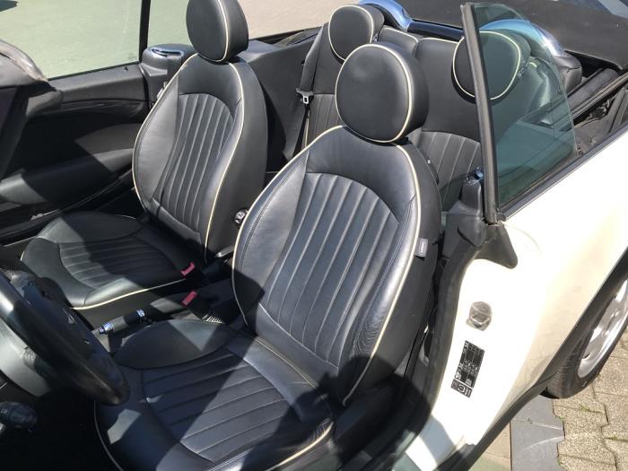 Mini Mini Open 1.6 16V One Begagnade (2010, DUNKEL WEIß PEPPER WHITE)