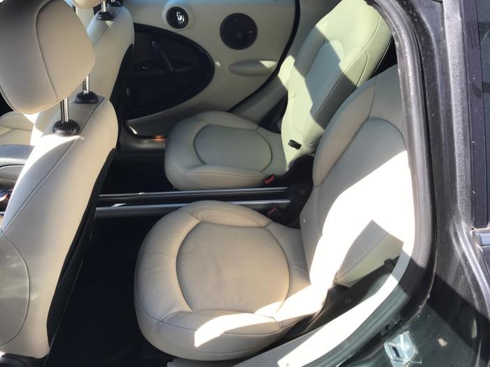 Mini Countryman 1.6 16V Cooper S ALL4 Sloopvoertuig (2010, Metallic, Zwart)