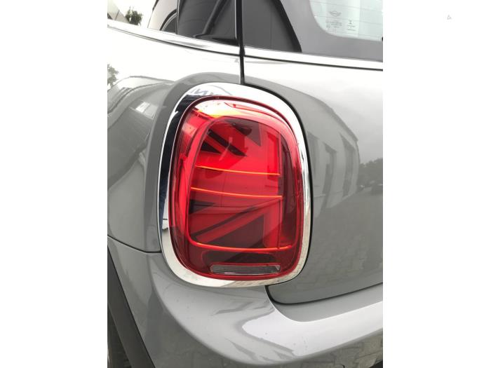 Mini Mini 1.2 12V One Occasion (2017, Licht, Metallic, Zilvergrijs, Helder)
