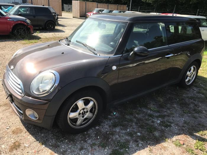 Mini Clubman 1.6 Cooper D Skrotfordon (2008, METALLIC BRAUN HOT CHOCOLATE METALLIC)