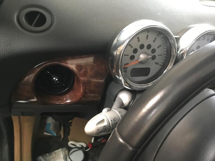 Mini Mini Open 1.6 16V Cooper Sloopvoertuig (2004, Donker, Groen)