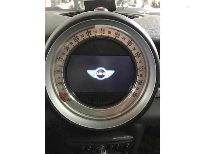 Mini Clubman 1.6 One D Sloopvoertuig (2012, Licht, Metallic, Helder, Wit, Zilver)