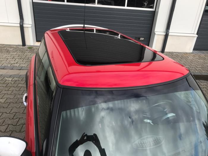 Mini Mini One/Cooper 1.6 16V One Sloopvoertuig (2003, Licht, Helder, Rood)