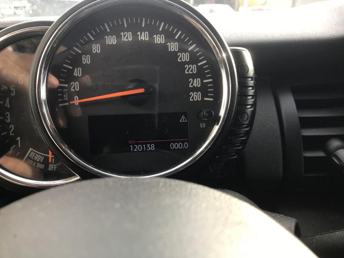 Mini Mini 1.2 12V One Sloopvoertuig (2015, Wit)