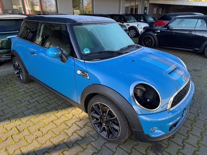 Mini Mini 1.6 16V Cooper S Skrotfordon (2012, LICHT BLAUW KITE BLUE METALLIC)