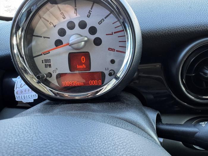 Mini Mini 1.6 16V Cooper S Skrotfordon (2012, LICHT BLAUW KITE BLUE METALLIC)