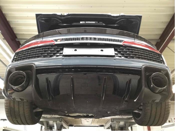 Audi R8 Spyder 5.2 V10 Performance Quattro Skrotfordon (2020)