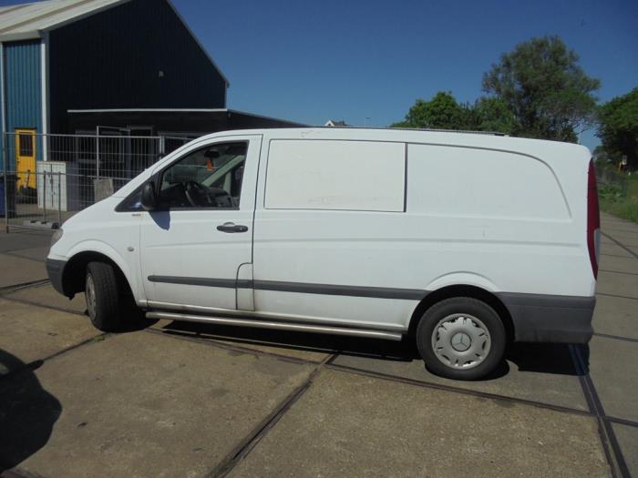 Mercedes Vito 2.2 109 CDI 16V Skrotfordon (2010, WIT)