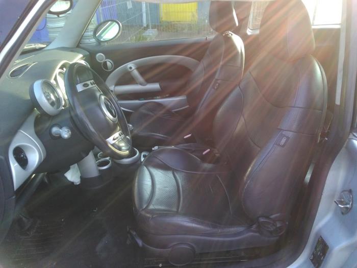 Mini Mini Skrotfordon (2002, GRIJS)