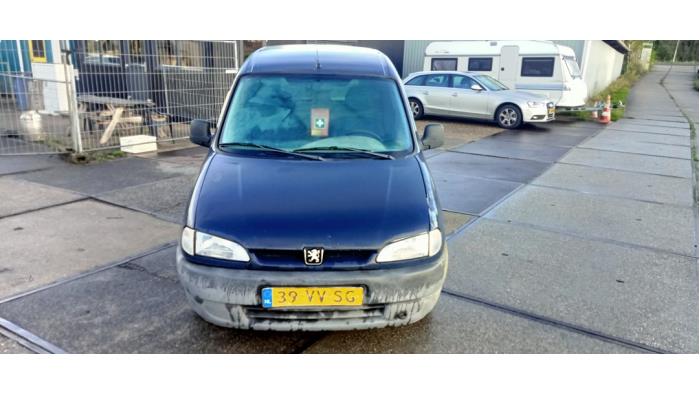 Peugeot Partner 2.0 HDi Skrotfordon (2001, NIET VAN TOEPASSING)