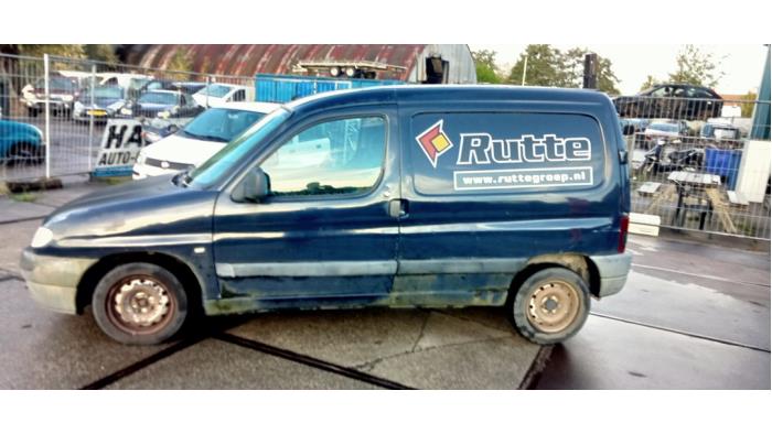 Peugeot Partner 2.0 HDi Skrotfordon (2001, NIET VAN TOEPASSING)