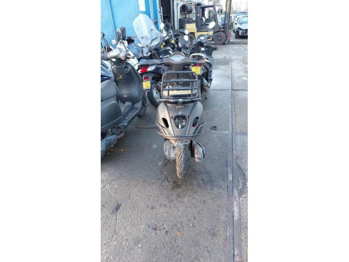 Piaggio Skrotfordon (2020, NIET VAN TOEPASSING)