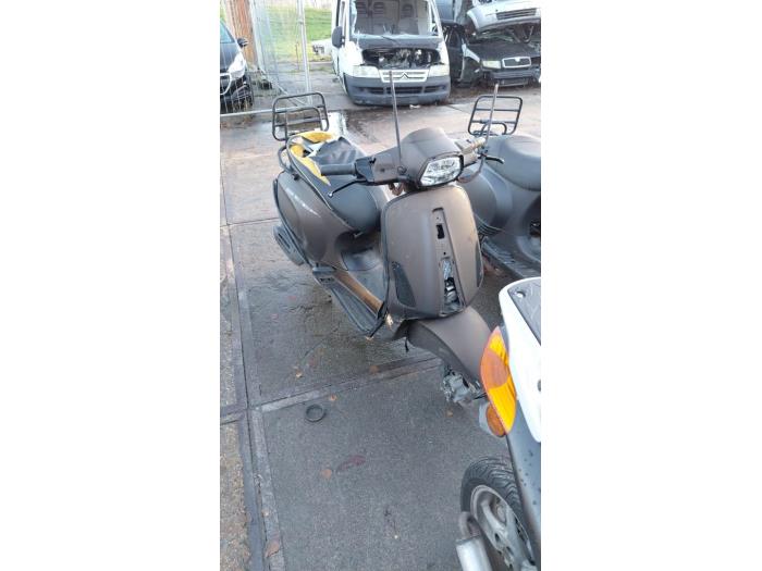 Piaggio Skrotfordon (2020, NIET VAN TOEPASSING)