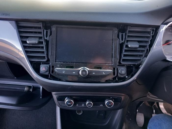 Opel Crossland 1.2 Turbo 12V Samochód złomowany (2021, Bialy)