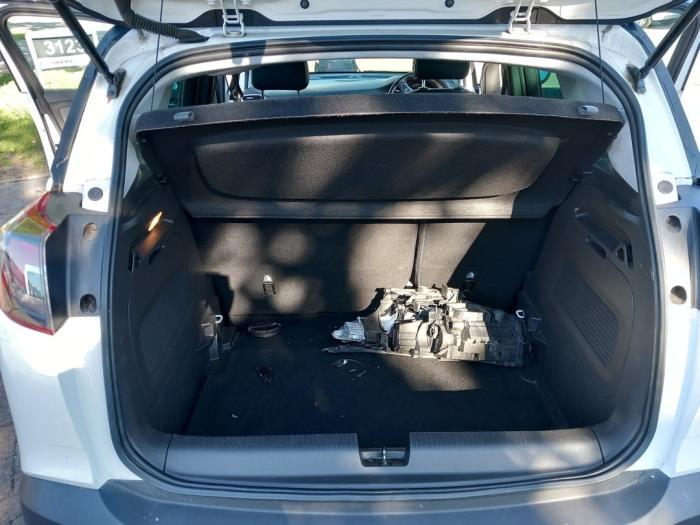 Opel Crossland 1.2 Turbo 12V Samochód złomowany (2021, Bialy)