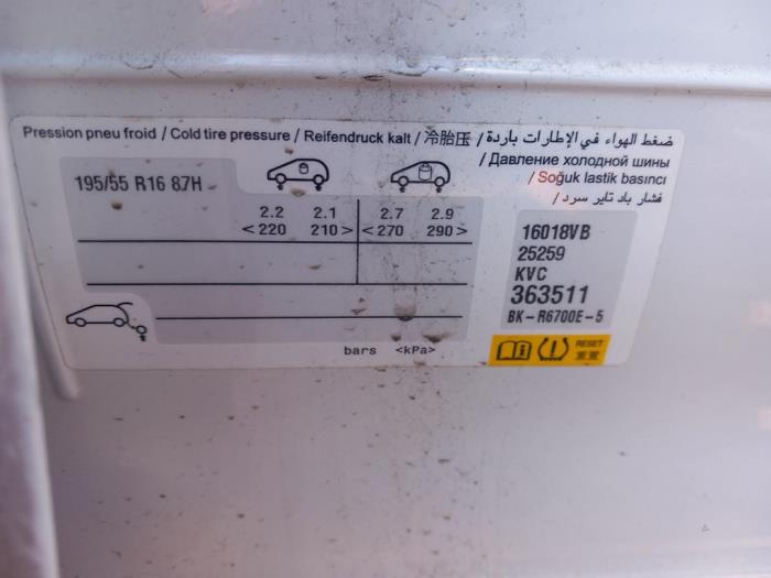 Opel Corsa F 1.2 12V 75 Sloopvoertuig (2020, Wit)