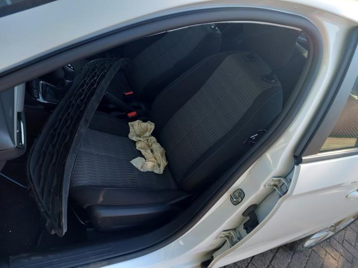 Opel Corsa F 1.2 12V 75 Sloopvoertuig (2020, Wit)