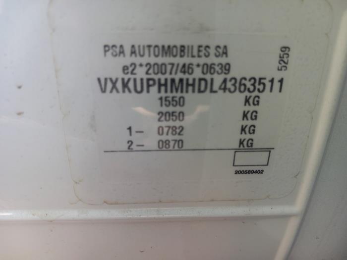 Opel Corsa F 1.2 12V 75 Sloopvoertuig (2020, Wit)