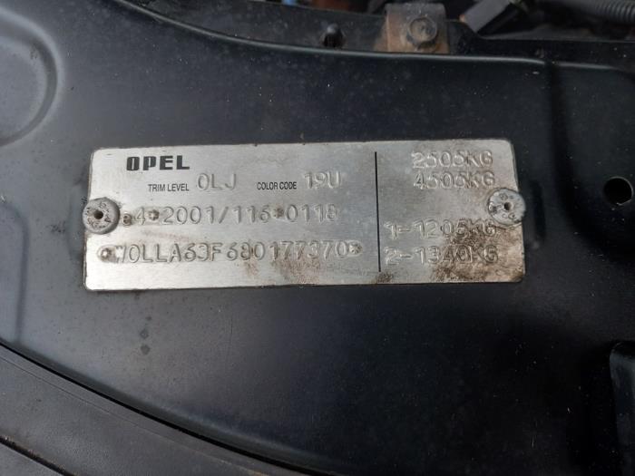 Opel Antara 2.0 CDTI 16V 4x2 Sloopvoertuig (2008, Zwart)