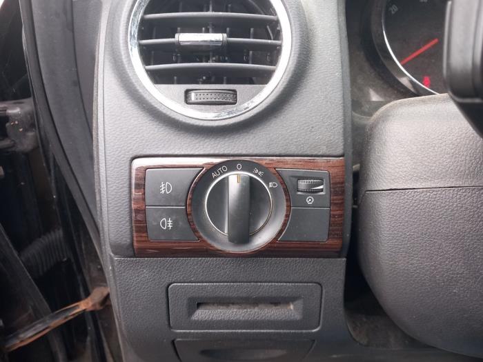 Opel Antara 2.0 CDTI 16V 4x2 Sloopvoertuig (2008, Zwart)