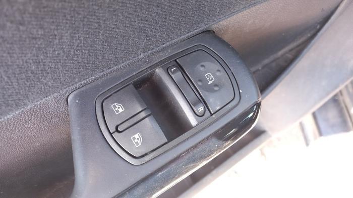 Opel Corsa D 1.4 16V Twinport Sloopvoertuig (2008, Zwart)