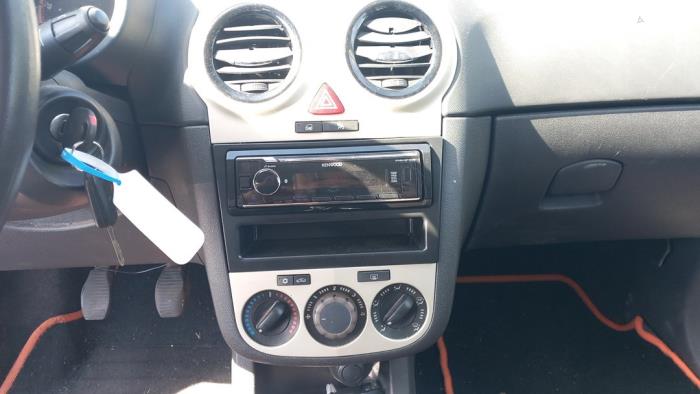 Opel Corsa D 1.4 16V Twinport Sloopvoertuig (2008, Zwart)