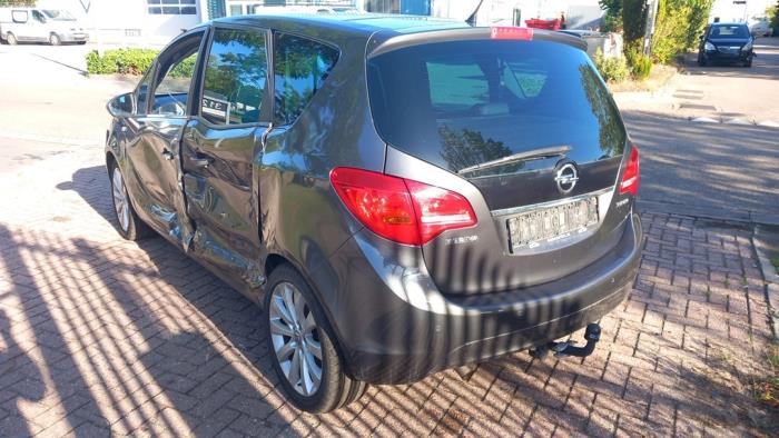 Opel Meriva 1.4 Turbo 16V ecoFLEX Sloopvoertuig (2010, Zilvergrijs, Carbon, Grijs)