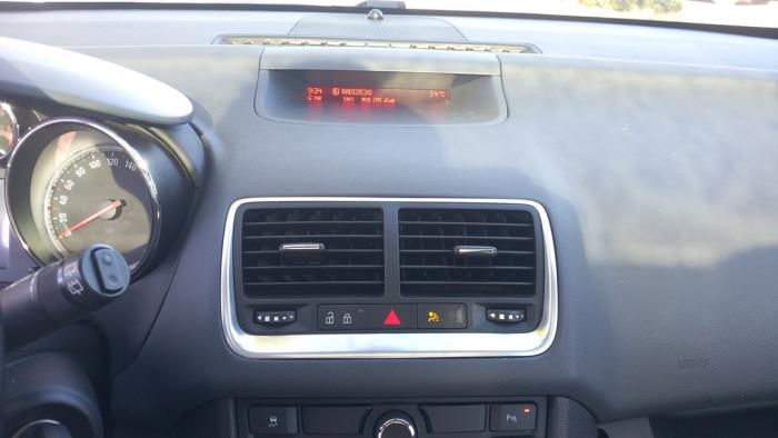 Opel Meriva 1.4 Turbo 16V Ecotec Sloopvoertuig (2011, Zwart, Saffierzwart)